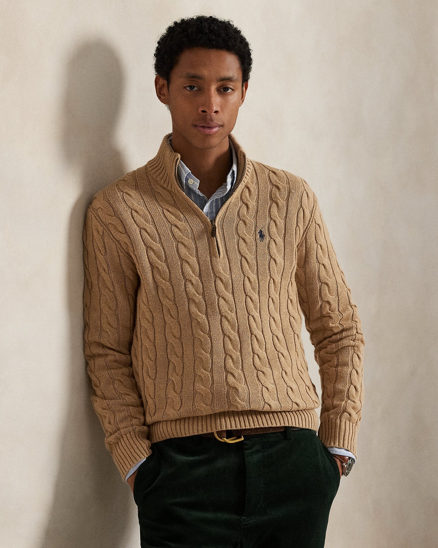Pullover aus Baumwolle mit Zopfmuster und Viertelreißverschluss